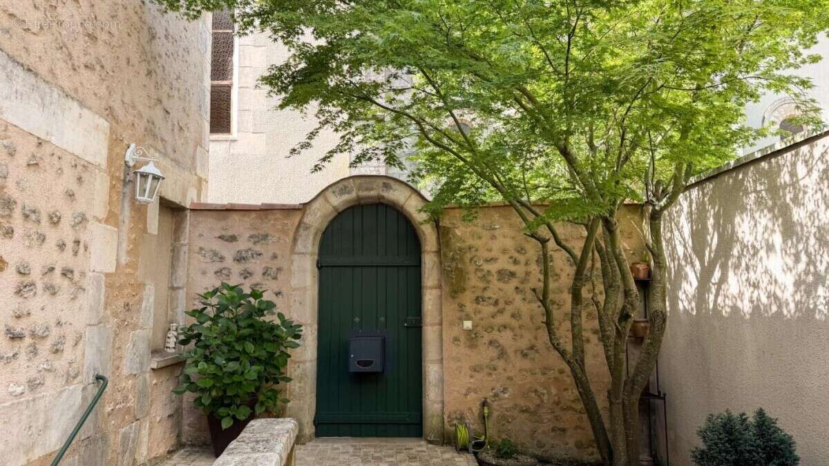 Maison à POITIERS