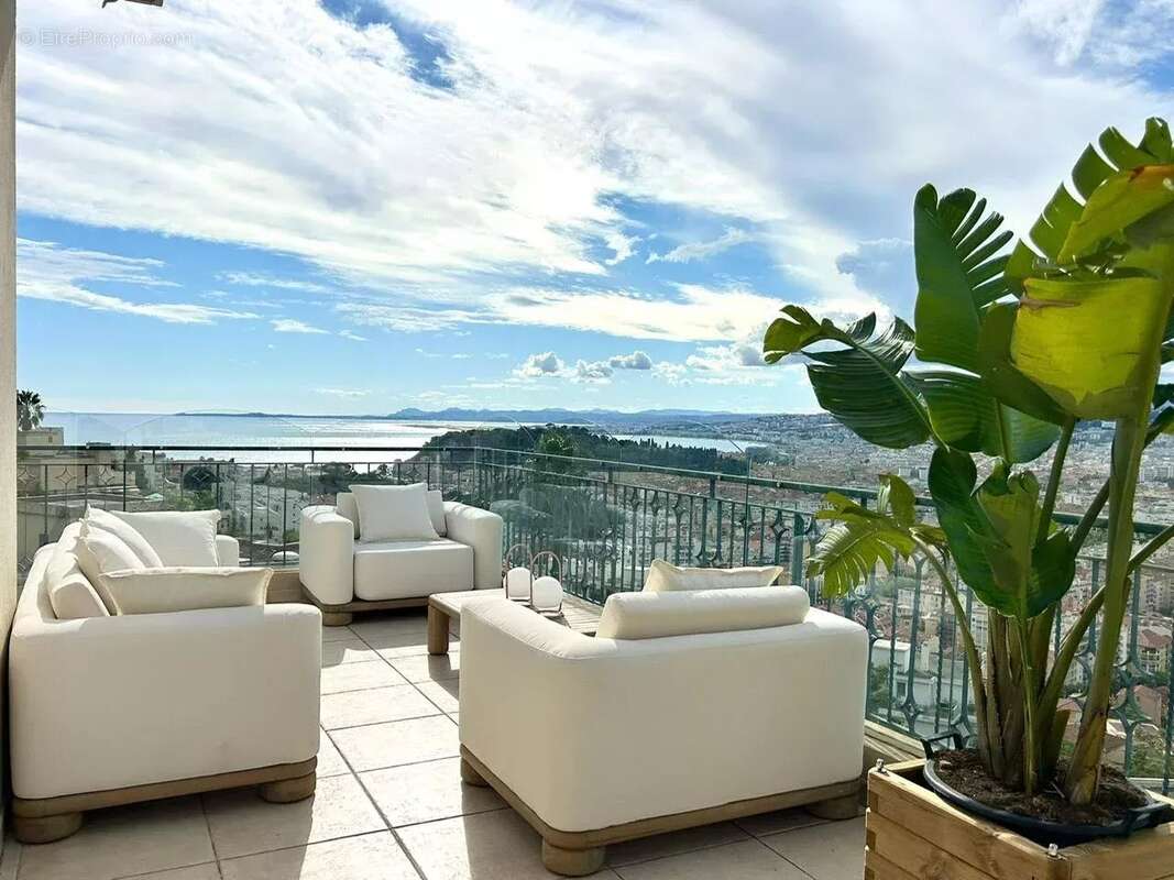 Appartement à NICE