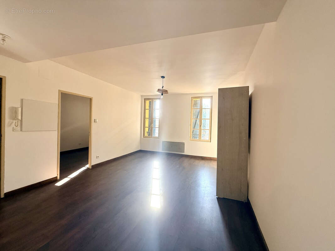 Vente appartement t2 au dernier étage, place jean moulin, 66000 Perpignan. - photo 7