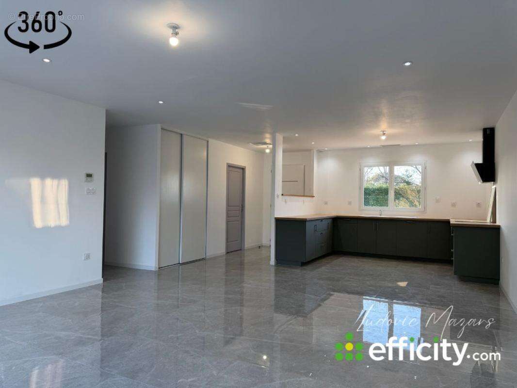 Maison à CASTELSARRASIN