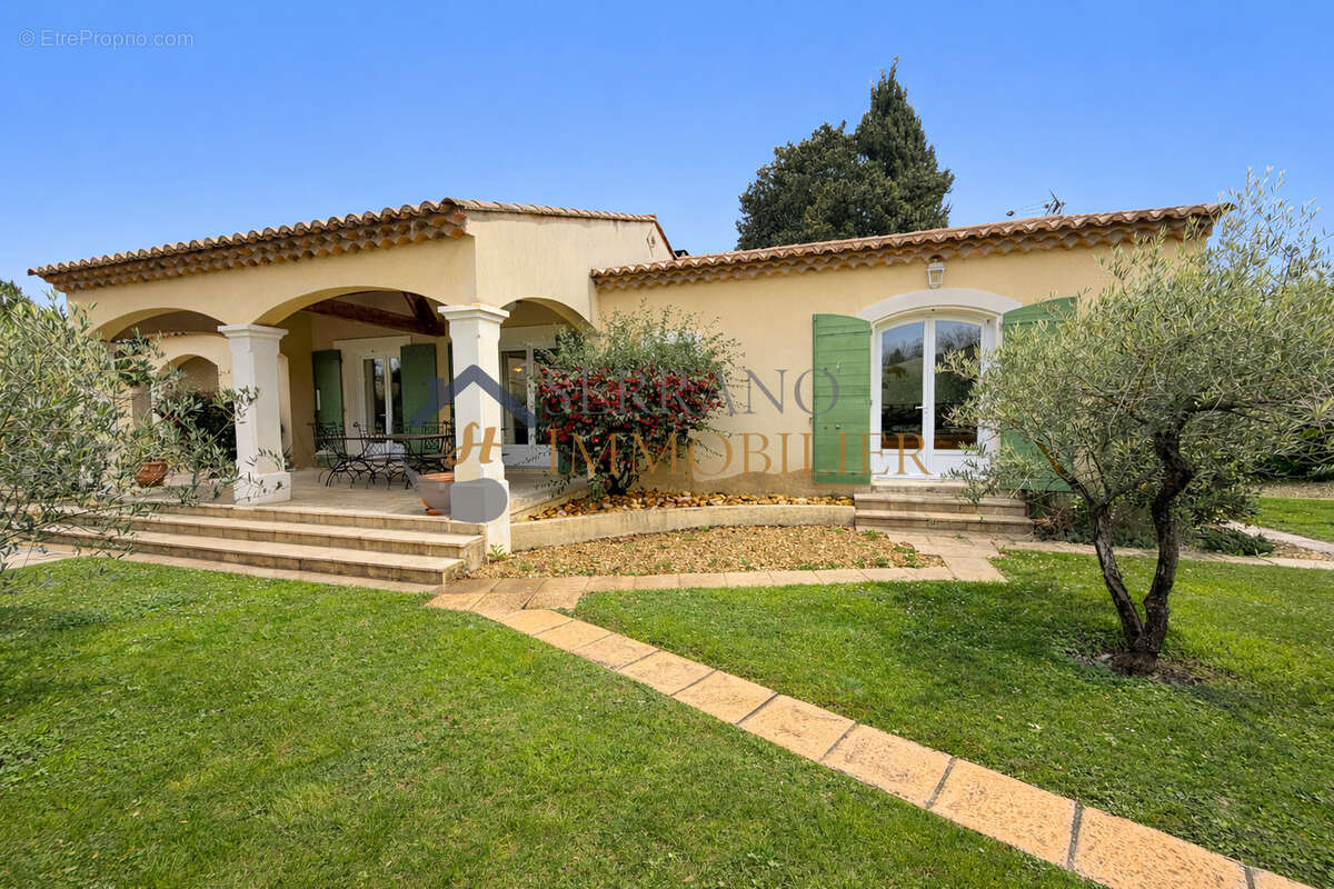 Autre à SAINT-REMY-DE-PROVENCE