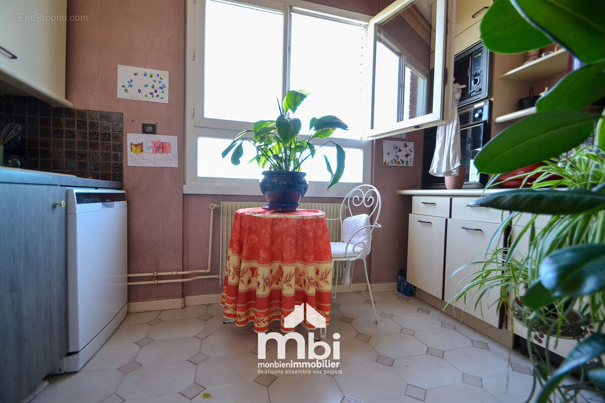 Appartement à SURVILLIERS