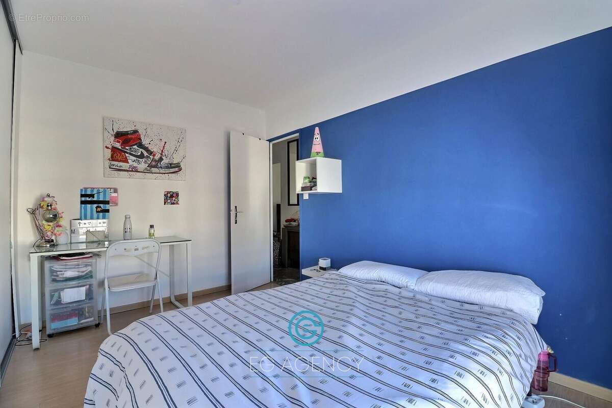Appartement à MARSEILLE-8E