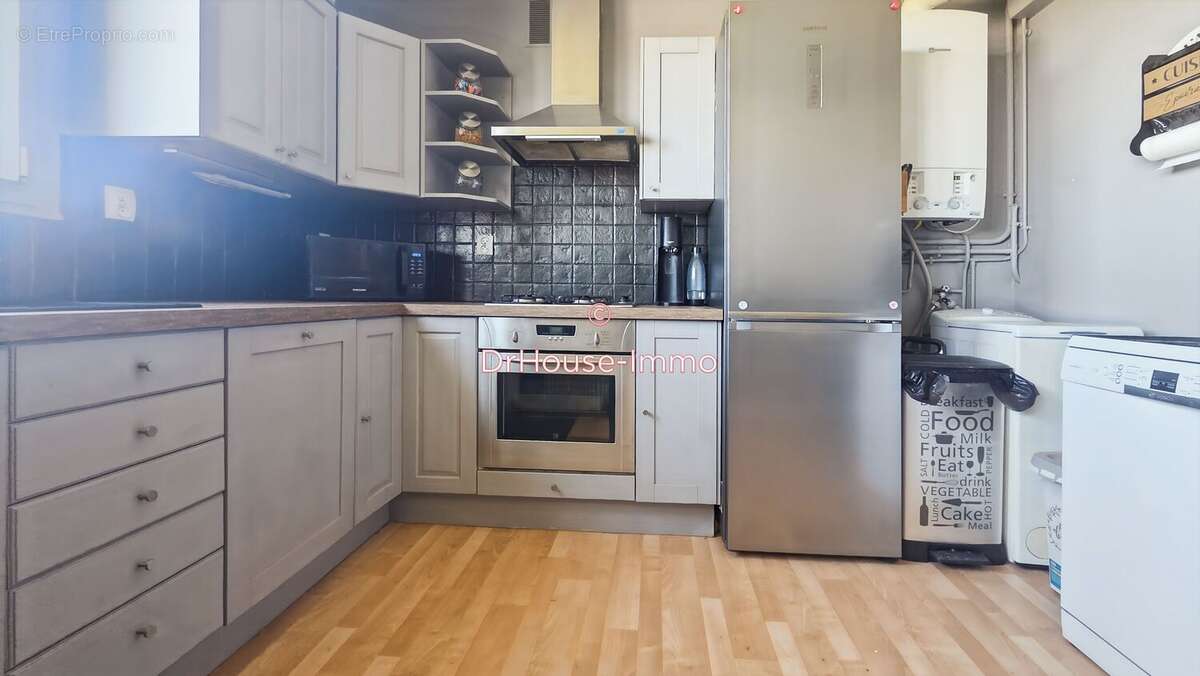Appartement 61 m² à Nozay  - photo 18