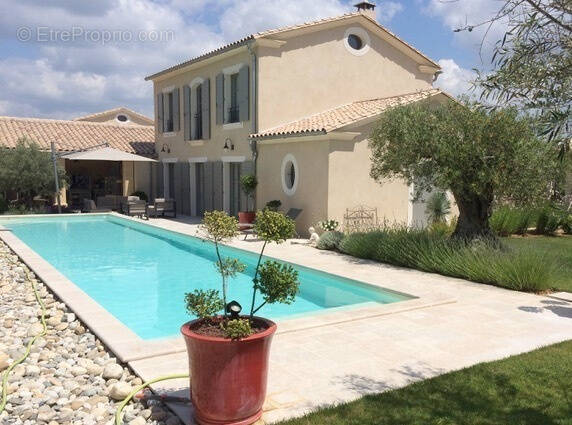 Maison à UZES