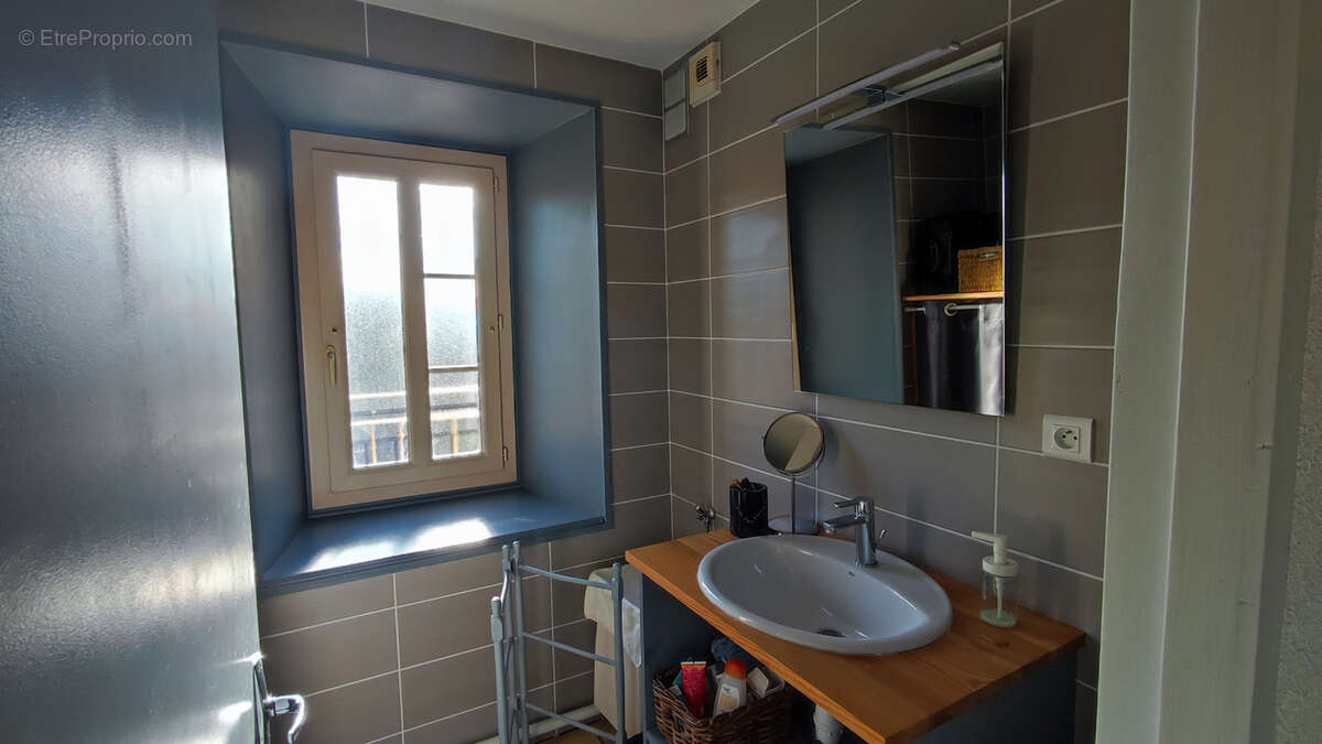 Appartement à TENCE
