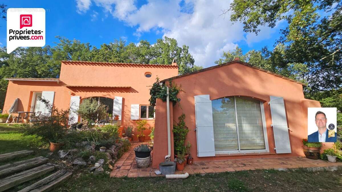 Maison à SAINT-CEZAIRE-SUR-SIAGNE