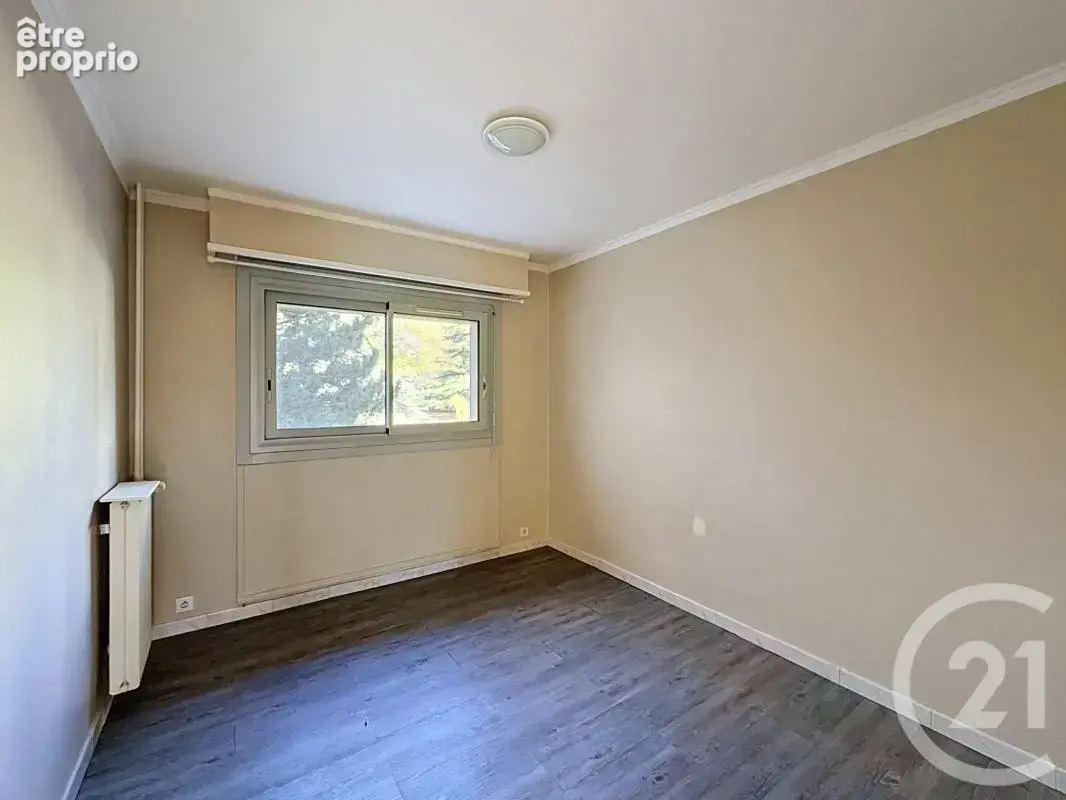 Appartement 4 pièces 79 m² à vendre à Venissieux (69200) - photo 8