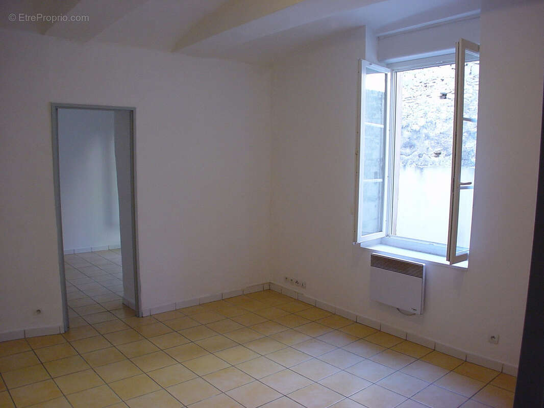 Appartement à LUNEL