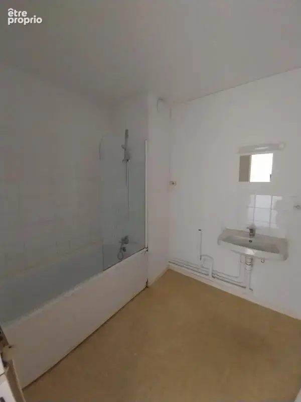 Appartement T4 A NANTES proche ZOLA- 3ème étage - photo 11