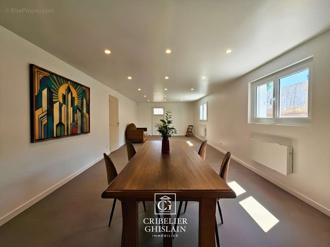 Maison familiale rénovée 240 m² – 10 pièces – 4 chambres – Essarts-en-Bocage (85) - photo 9