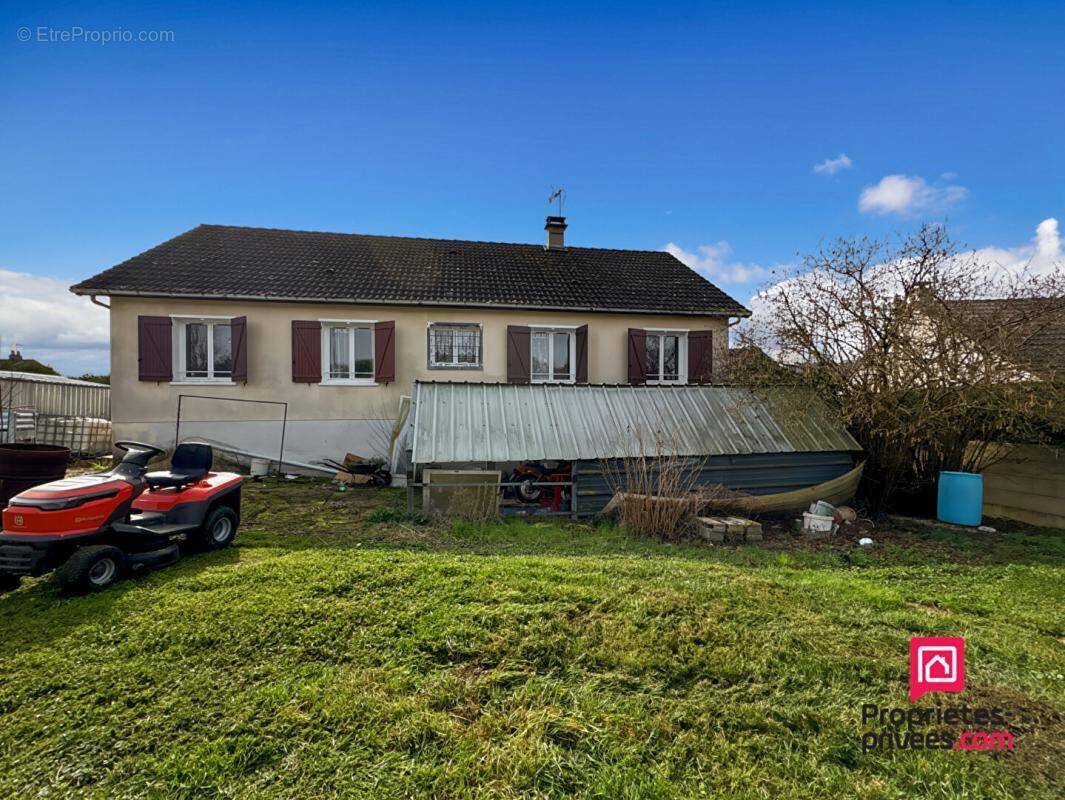 Maison à MONTBARD