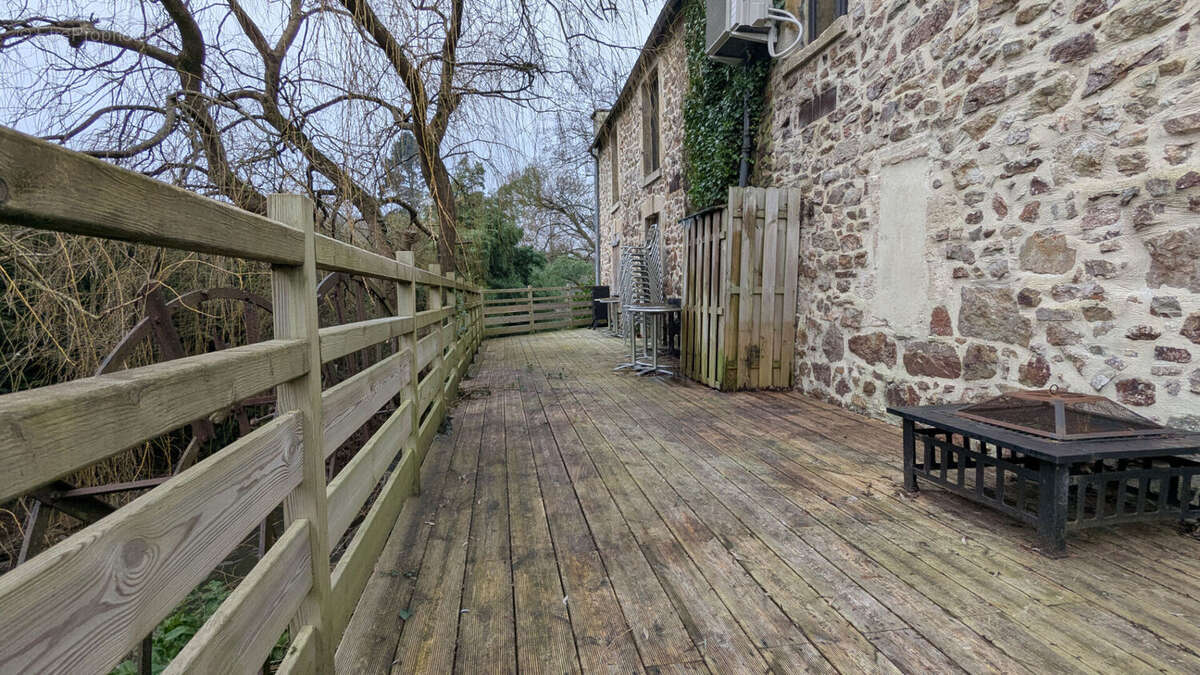 Appartement à L'ETANG-BERTRAND