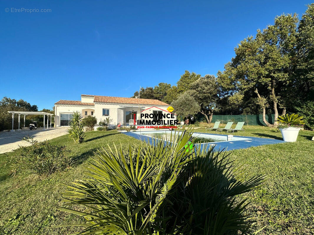 Maison à MONTJOYER