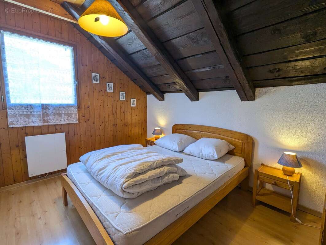 Appartement à MORILLON