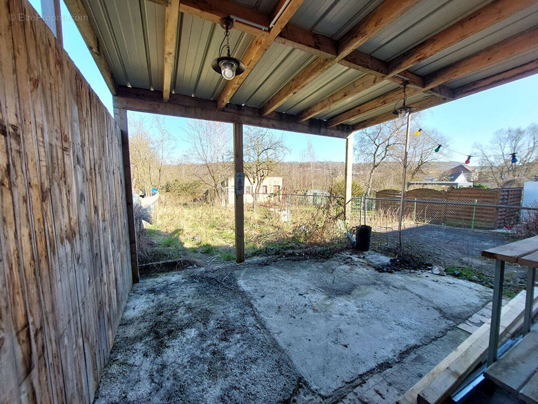 Maison Russange 5 pièce(s) 70 m2 / 2 à 3 chambres/ / Jardin / Terrasse / Réserves - photo 14