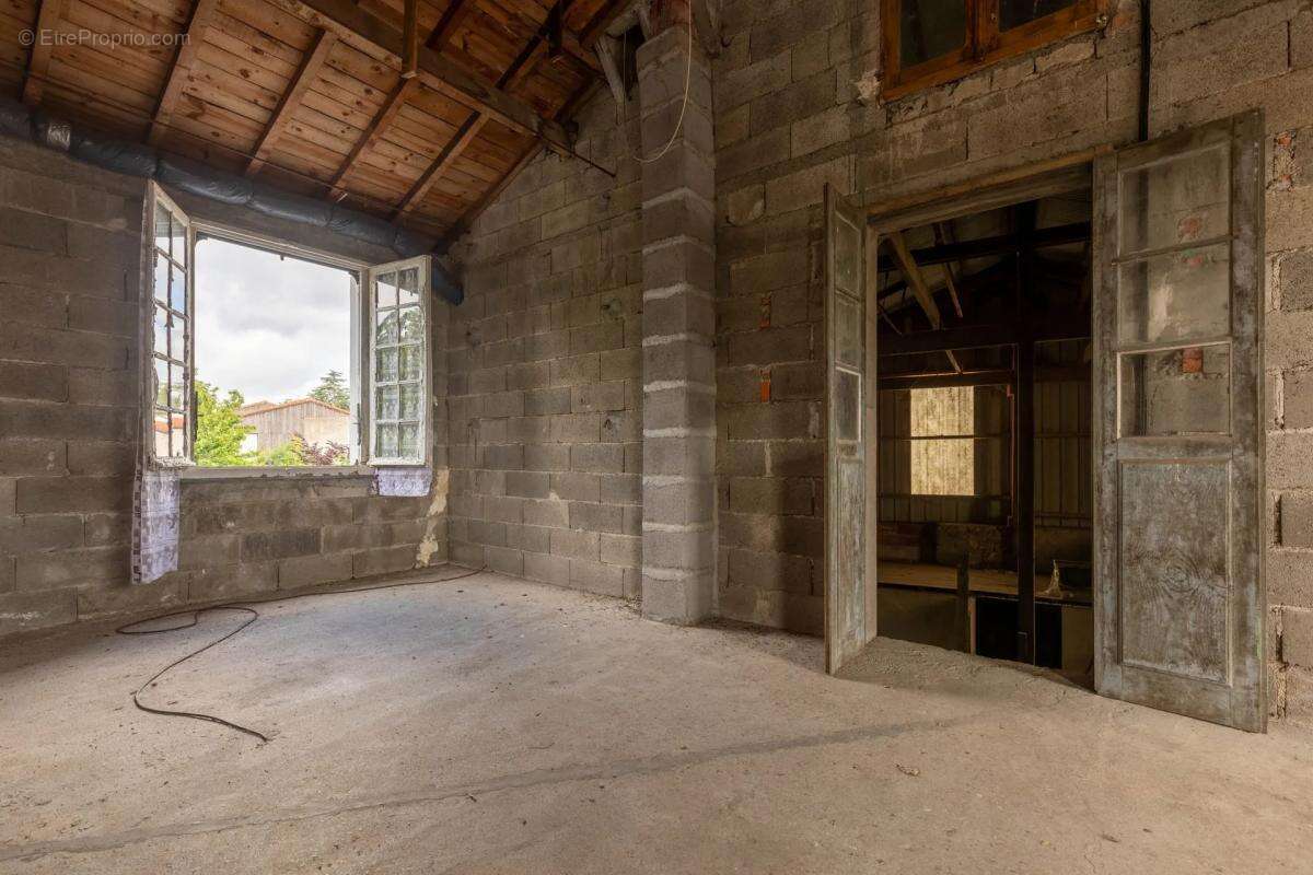Maison à LA BRUFFIERE