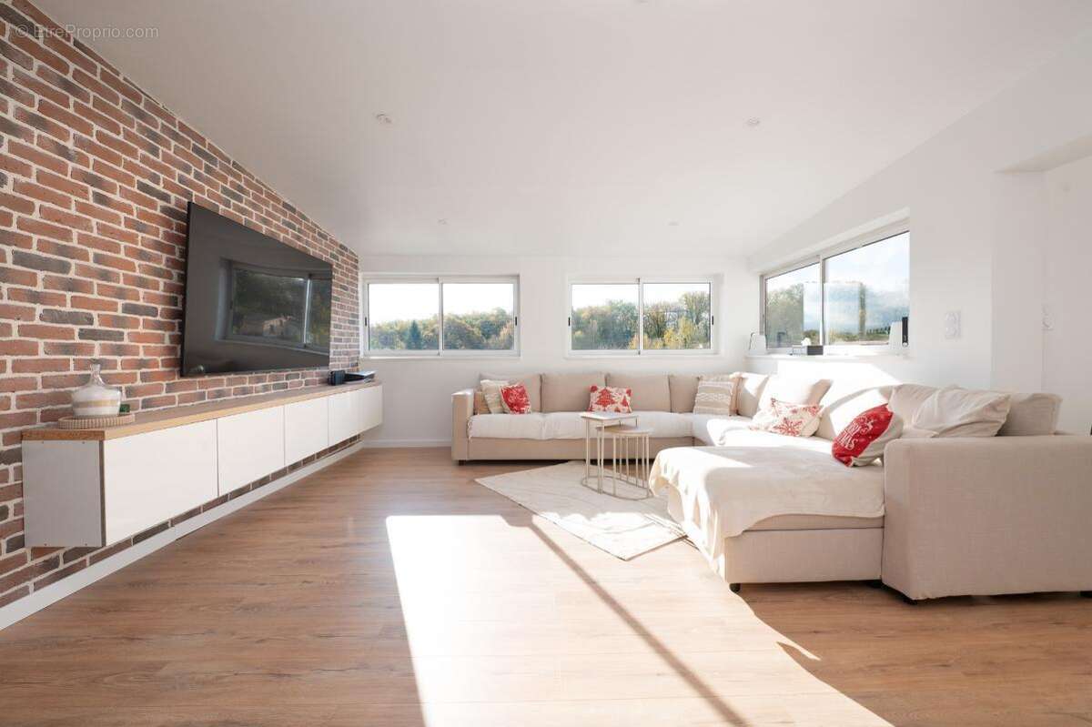 Maison à BLAYE-LES-MINES