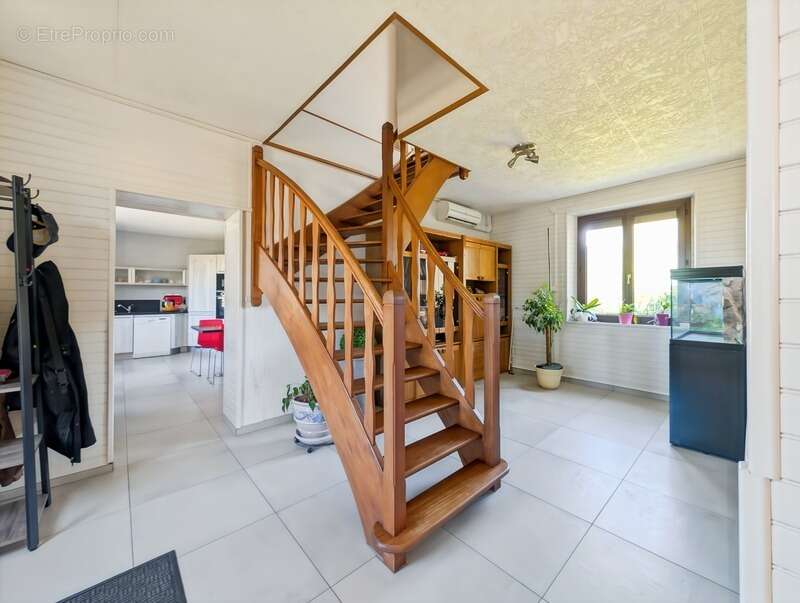 Maison à PARIGNE-L'EVEQUE