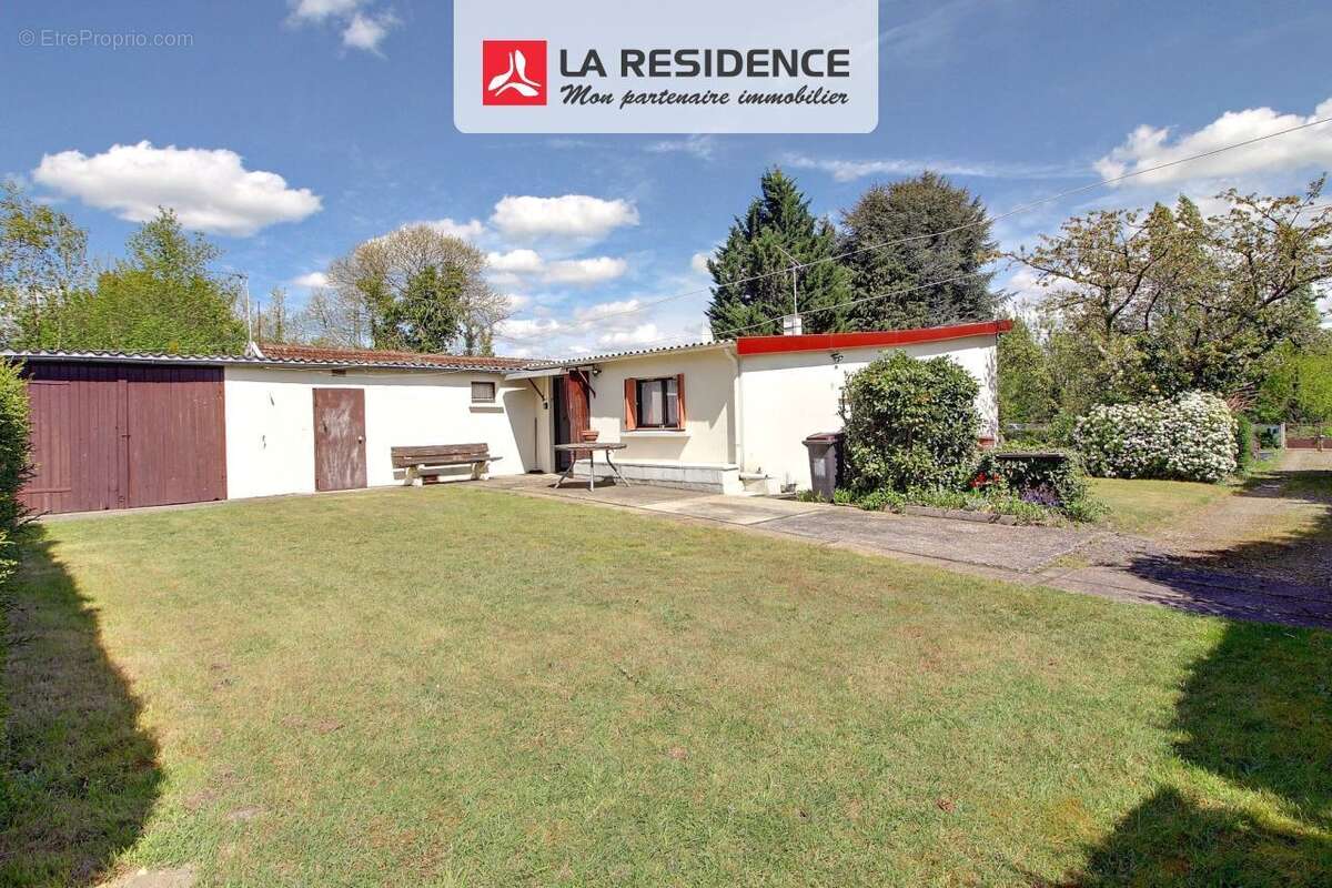 Maison à SAINT-ETIENNE-DU-ROUVRAY