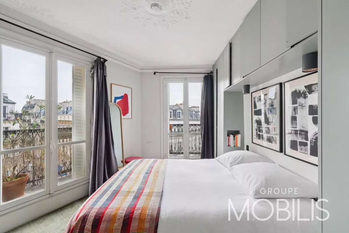 Appartement à PARIS-18E