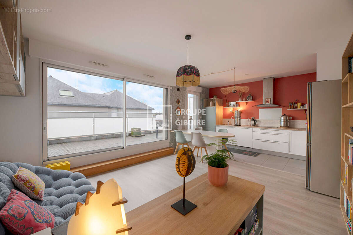 Appartement à NOYAL-CHATILLON-SUR-SEICHE