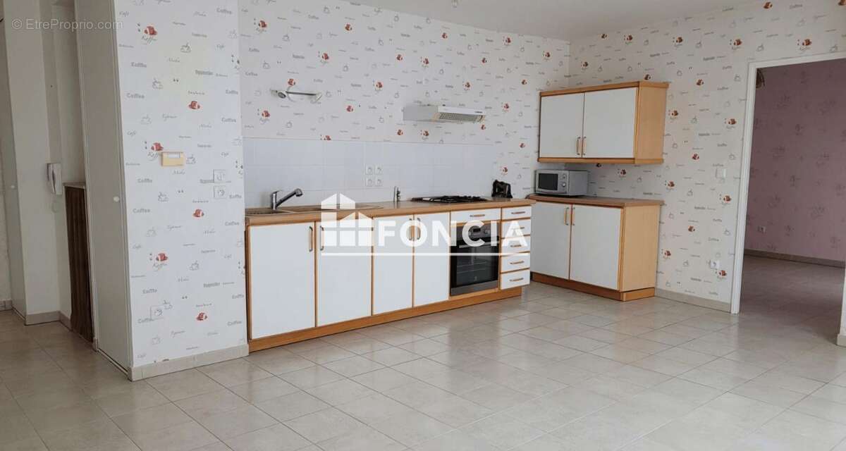 Appartement à ROSNY-SUR-SEINE