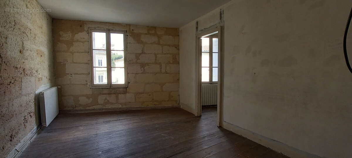 Maison à BOURG