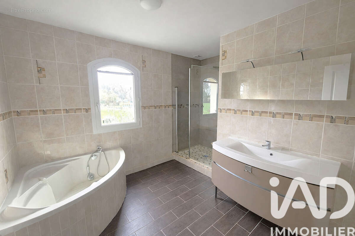 Photo 8 - Maison à MANDRES-LES-ROSES