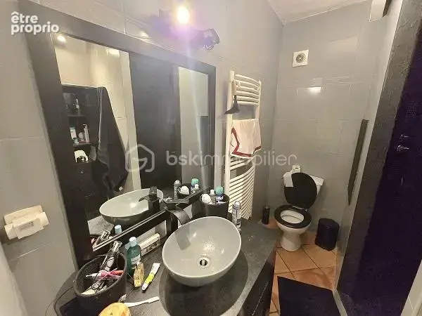 Magnifique longere renovee de 379 m2 avec 4 chambres et piscine sur 1.8 hectares !!! - photo 24
