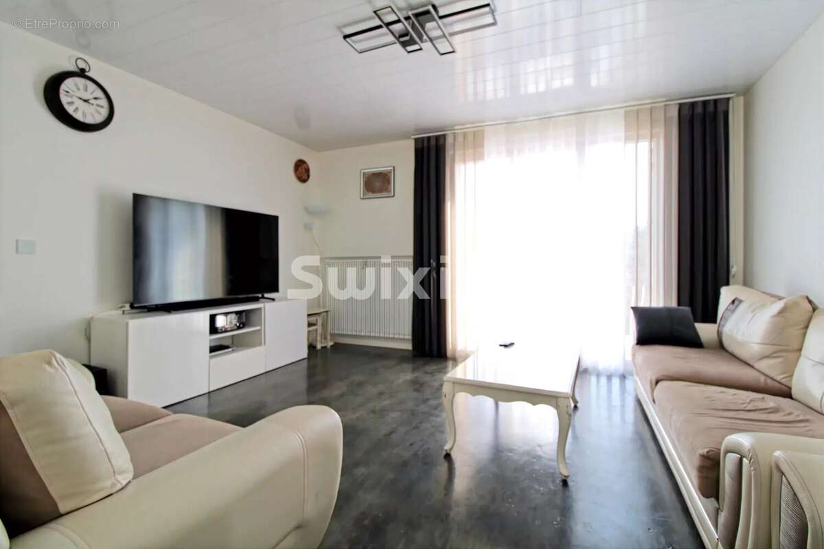 Maison familial composée de 5 chambres - photo 2