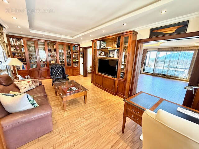 Appartement à SAINT-GENIS-POUILLY