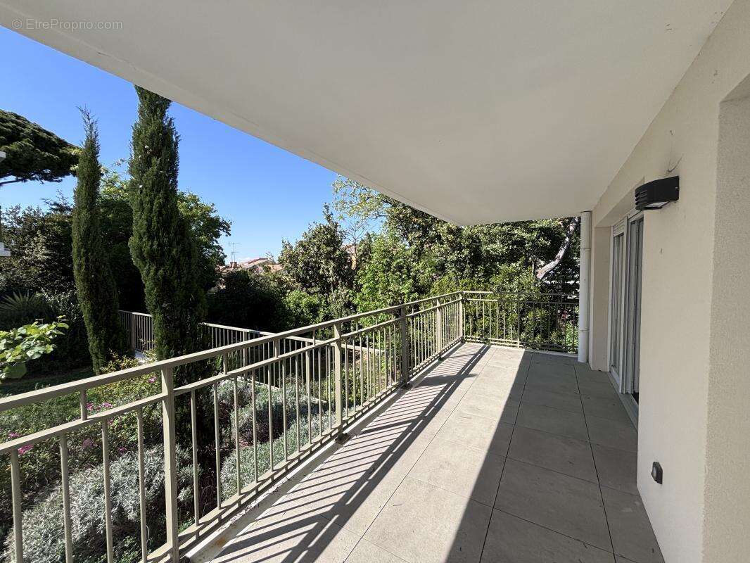 Appartement à MARSEILLE-9E