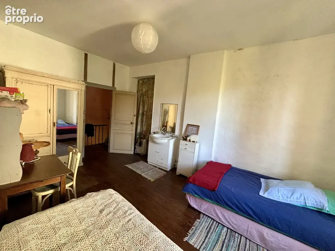 Maison de caractère avec dépendances et jardin - photo 13