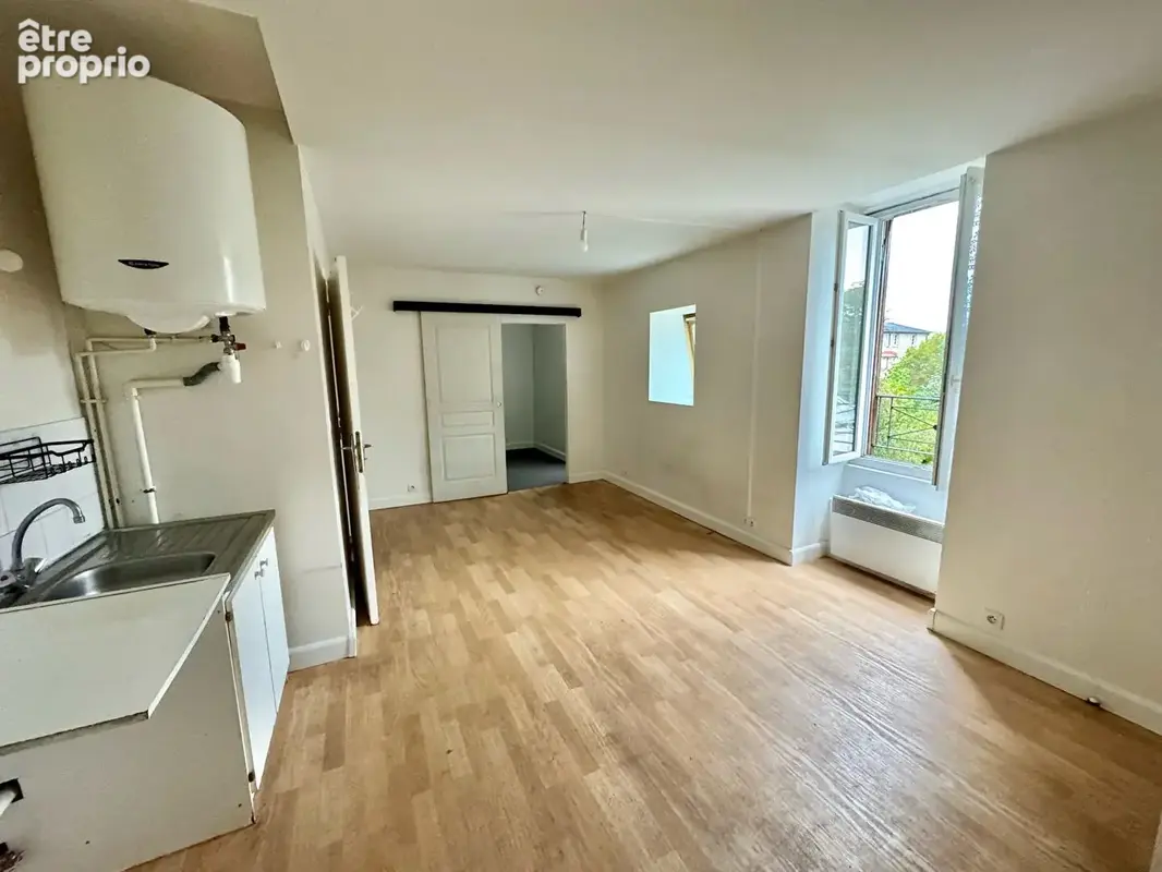 Appartement 2 pièces de 31 m² à Étampes, à 200 m de la Place de l'Hôtel de Ville - photo 2