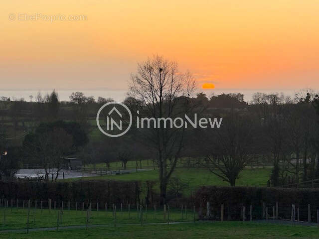 Maison rénovée à neuf avec vue sur la baie - photo 2