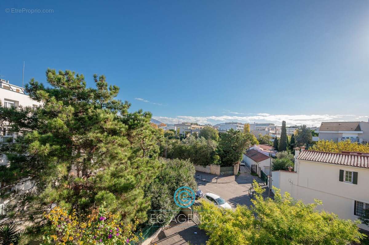 Appartement à MARSEILLE-8E