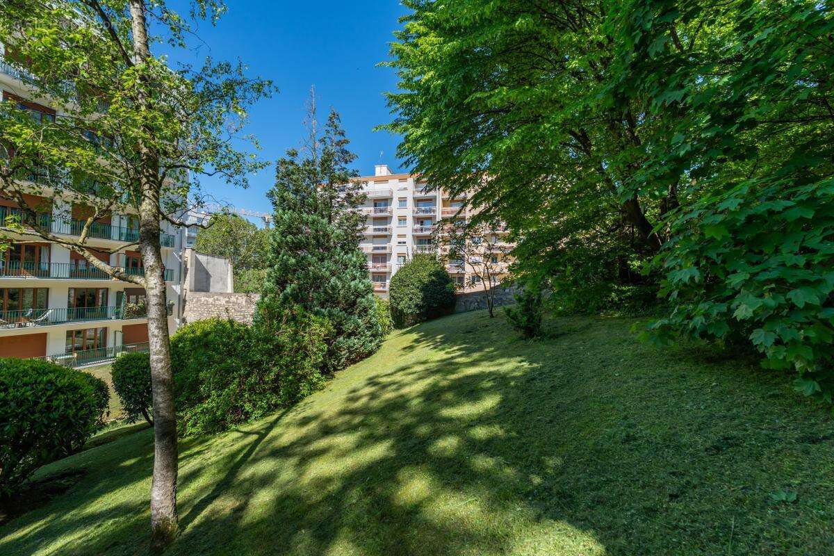 Appartement à ISSY-LES-MOULINEAUX