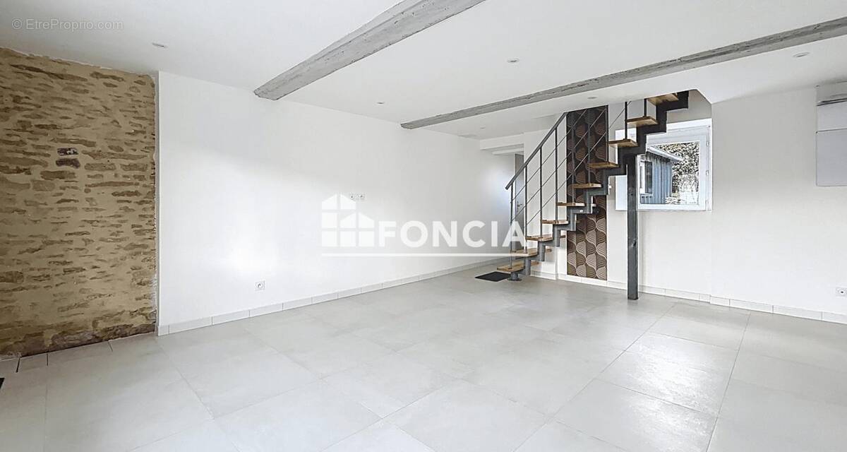 Maison à BLAINVILLE-SUR-ORNE