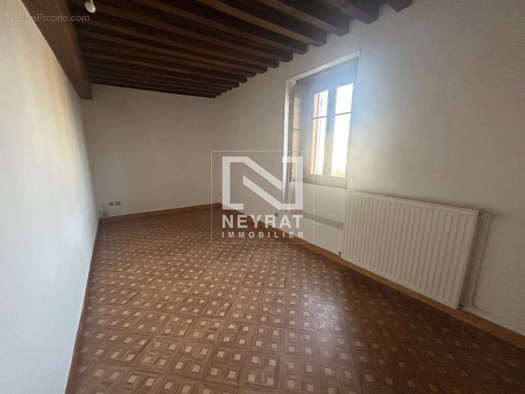 Maison à RIGNY-SUR-ARROUX