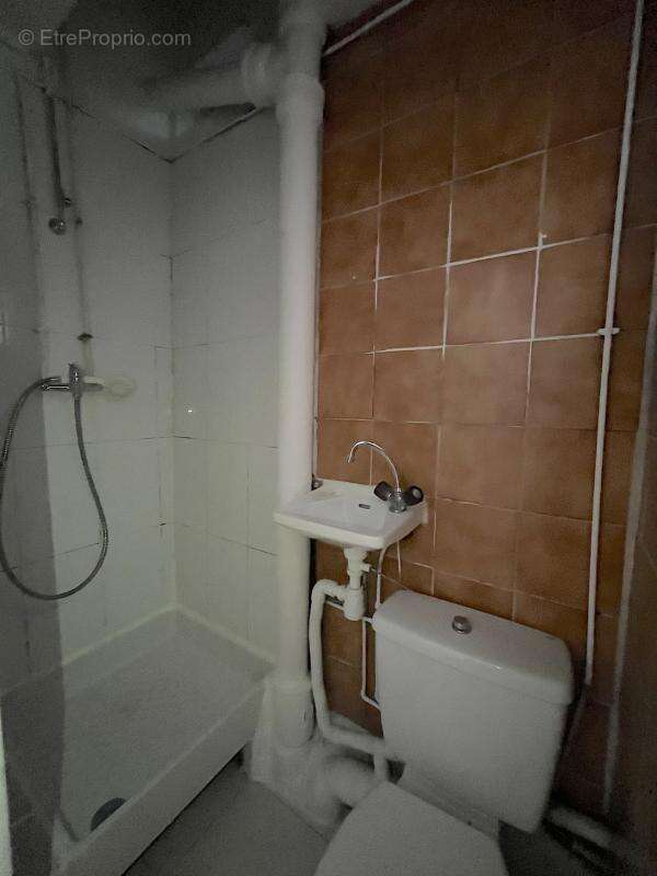 Paris 9 - quartier saint georges - studette de 14m² - photo 11