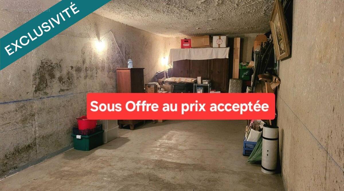 Photo 1 - Parking à HOULGATE