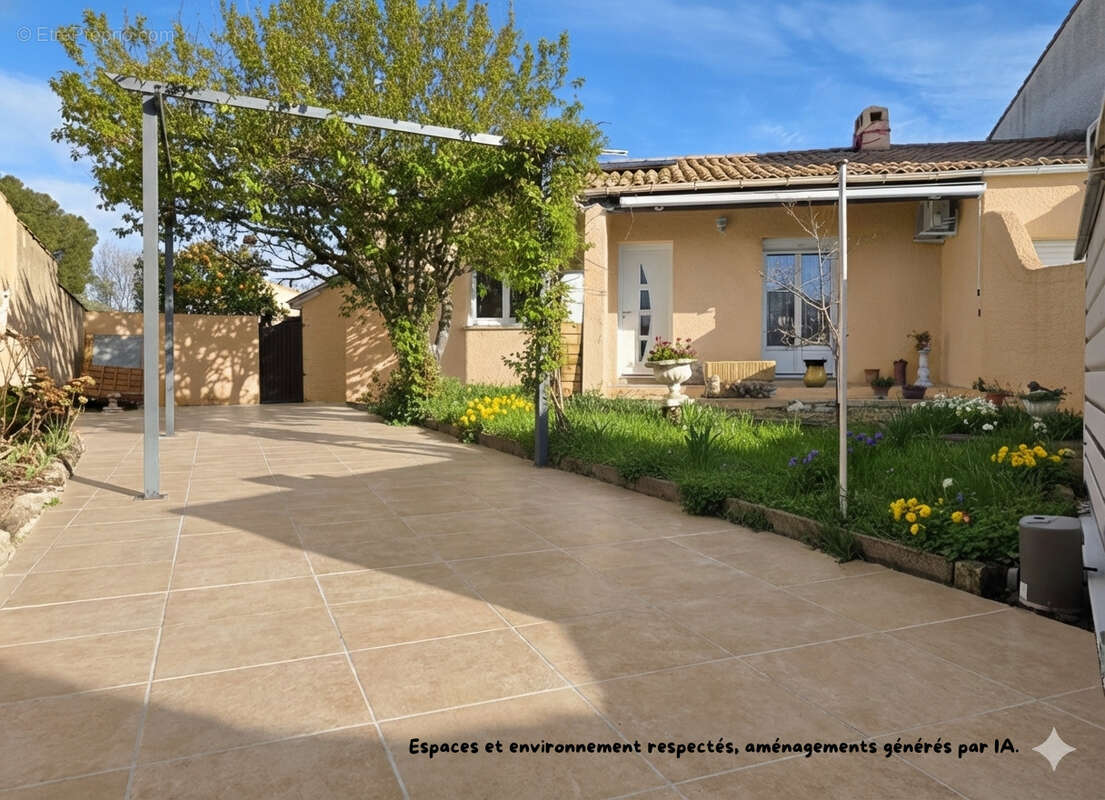 Maison à VIC-LA-GARDIOLE