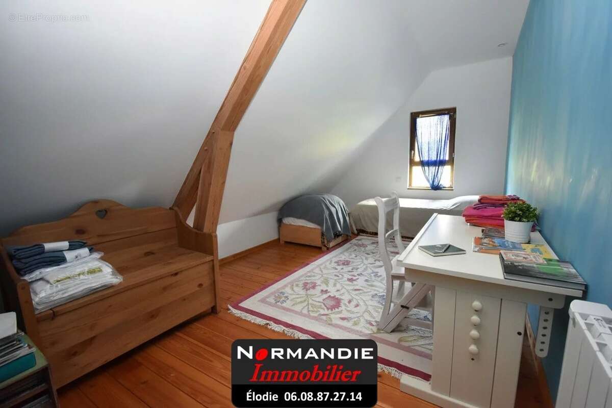 Maison à AUFFAY