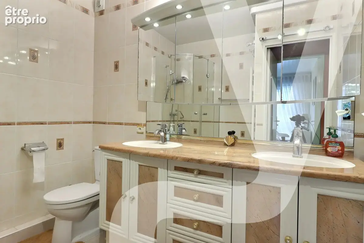 Tres bel appartement 4 pieces - residence standing - coeur de ville - photo 7