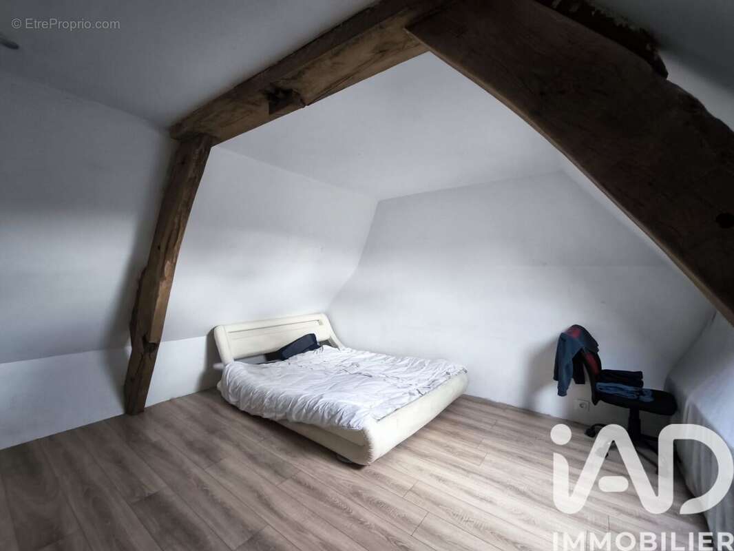 Maison 122 m² à Soulles  - photo 8