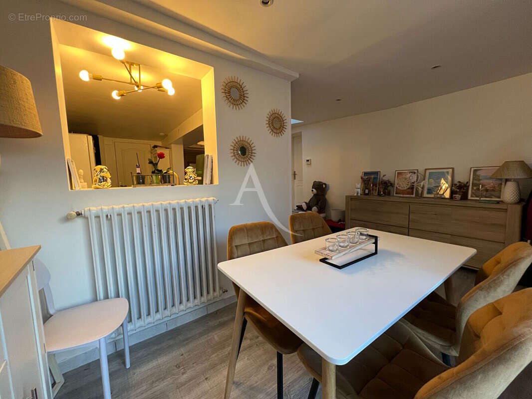 Maison à MONTRICHARD