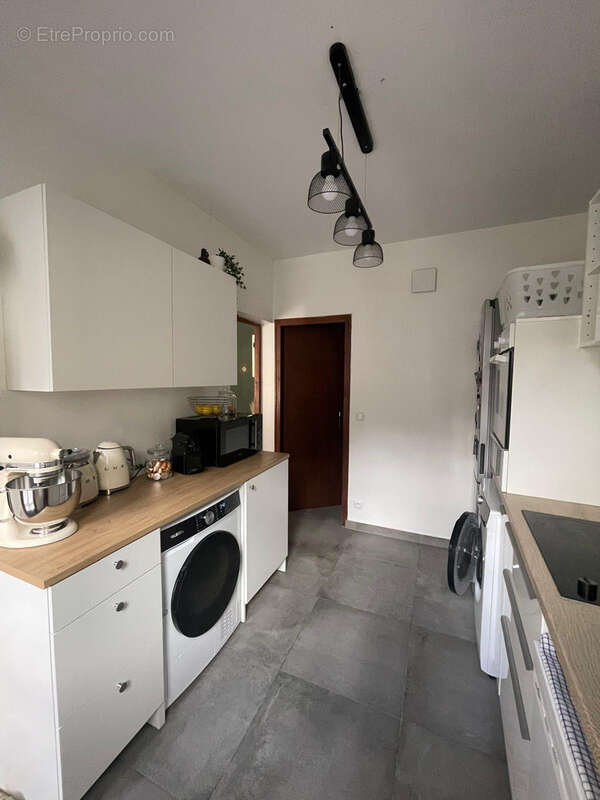 Appartement à LA QUEUE-LES-YVELINES