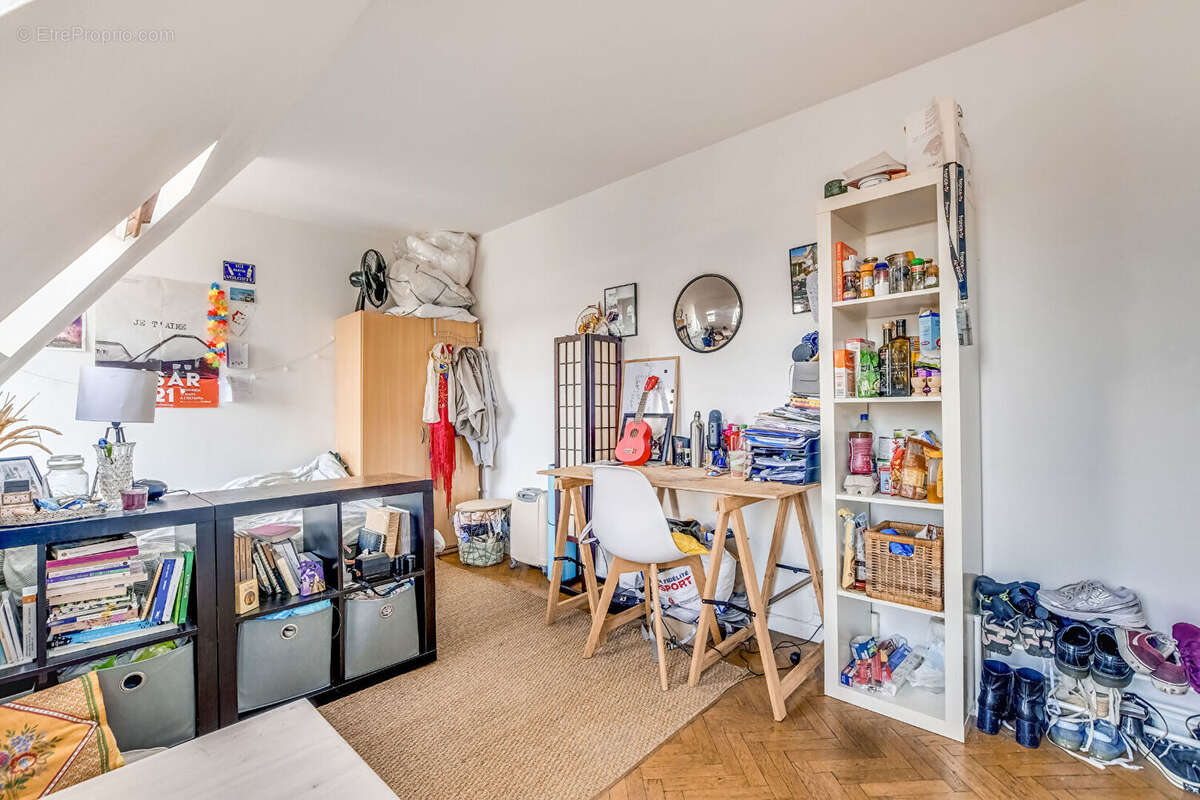 Appartement à PARIS-10E