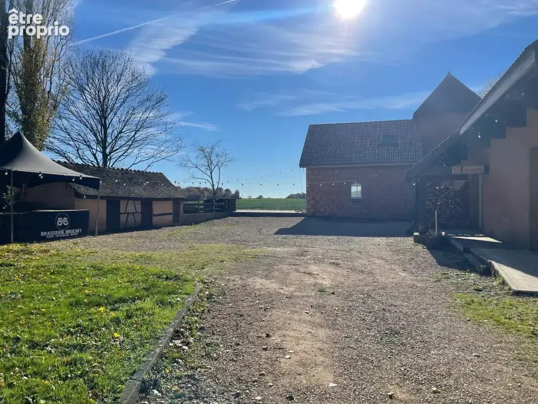 Maison de 5 pièces de 300 m² à Saint-Martin-en-Bresse - photo 5